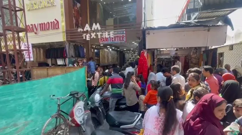 बरेली: कुतुबखाना पुल का काम जोरों पर, जाम से नहीं मिल रही लोगों को राहत