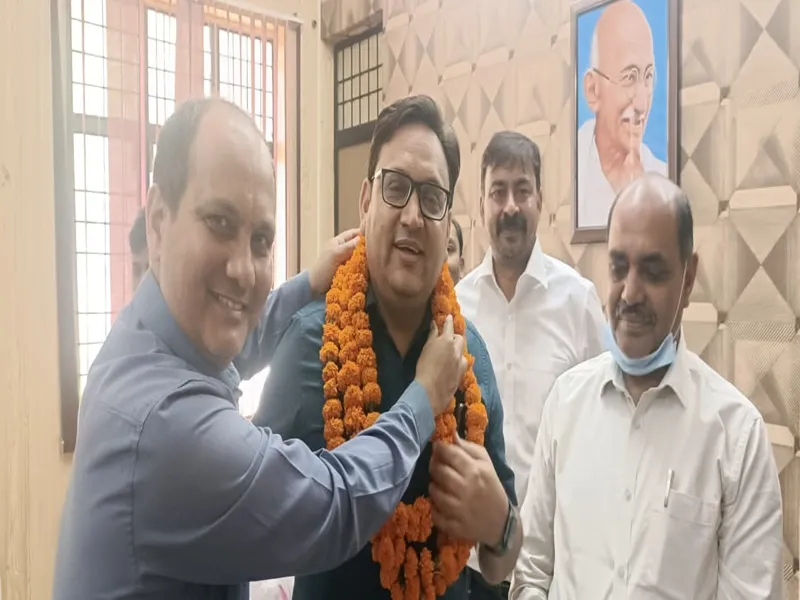 लखनऊ: ट्रांसपोर्ट ऑफिसर वेलफेयर एसोसिएशन के सचिव बने अखिलेश द्विवेदी