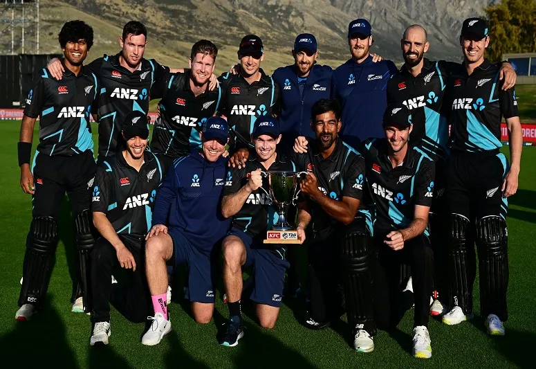 NZ vs SL : न्यूजीलैंड ने रोमांचक मुकाबले में श्रीलंका को चार विकेट से हराया, 2-1 से जीती सीरीज