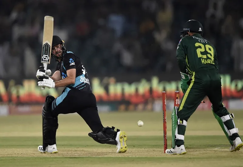 PAK vs NZ : रोमांचक मुकाबले में न्यूजीलैंड ने पाकिस्तान को चार रन से हराया, Iftikhar Ahmed का तूफानी अर्धशतक शतक गया बेकार