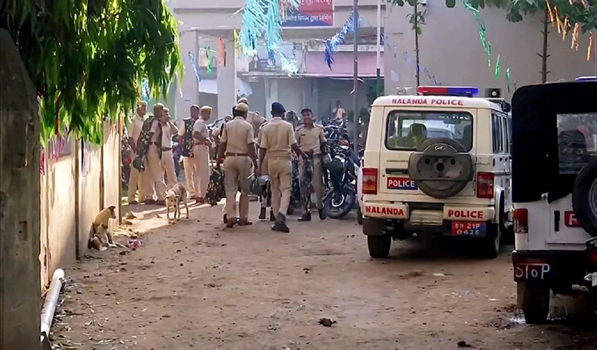  झारखंड : रामनवमी के जुलूस में तलवारबाजी एवं लाठीबाजी के खेल के दौरान 700 घायल 