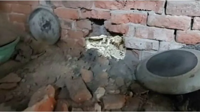 अलीगढ़ : ढलाई की भट्टी में हुआ विस्फोट, काम करने वाली युवती समेत तीन लोग हुए घायल