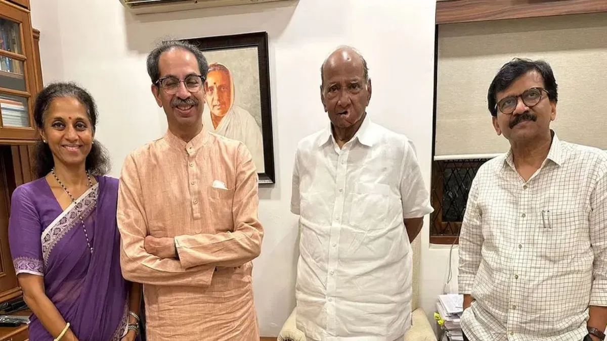 ठाकरे-पवार की बैठक सकारात्मक रही, दोनों नेताओं ने देश व महाराष्ट्र के राजनीतिक घटनाक्रम पर चर्चा की : राउत 