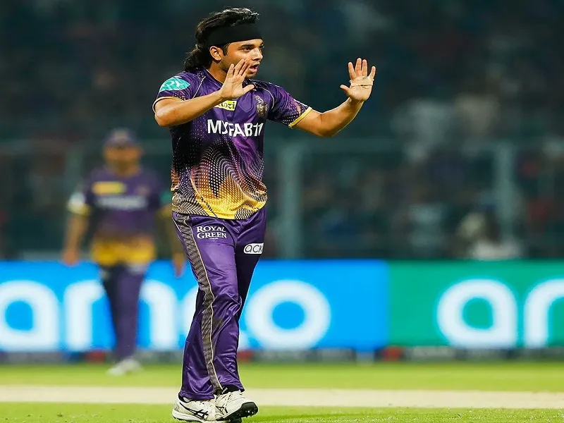 IPL 2023: कौन हैं मिस्ट्री स्पिनर सुयश शर्मा? जिनकी गेंदों ने RCB बल्लेबाजों को किया परेशान...कप्तान नितीश राणा ने कही ये बात