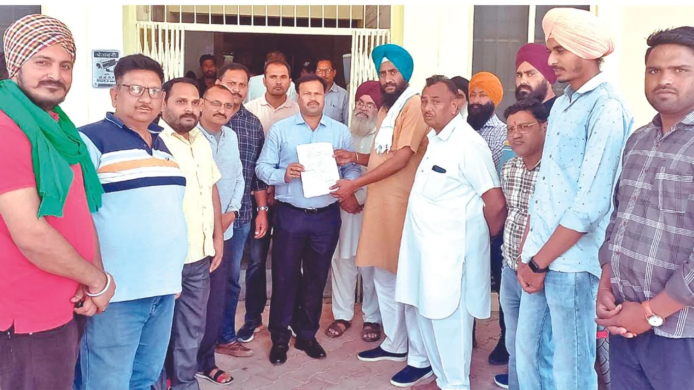 बाजपुरः 20 गांवों की भूमि पर लगी रोक हटाने की मांग, समाधान न होने पर आंदोलन की चेतावनी  