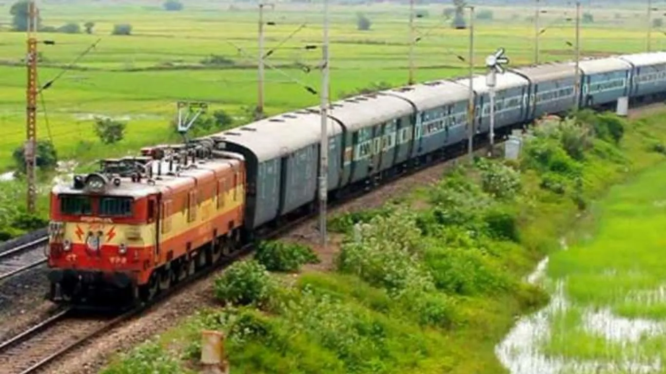 काशीपुरः यात्रीगण ध्यान दें... 5 से 11 अप्रैल तक 20 मिनट की देरी से चलेगी ये ट्रेन 