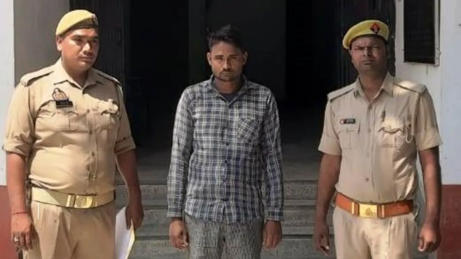 बरेली: नाबालिग लड़की के साथ गांव के ही शख्स ने किया गलत काम, पुलिस ने किया गिरफ्तार