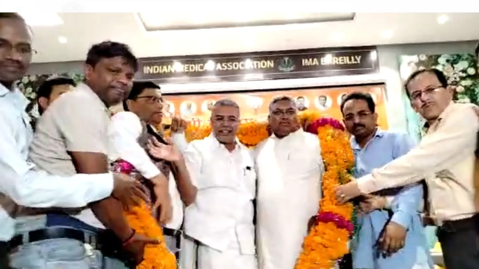 बरेली पहुंचे दुर्विजय सिंह शाक्य, भाजपा के राष्ट्रीय उपाध्यक्ष एपी कुट्‌टी बोले- PM मोदी का गलत दुष्प्रचार चल रहा