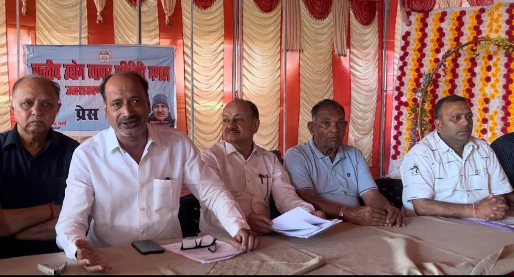हल्द्वानी: राज्य में यूपी की तर्ज पर मंडी शुल्क 10 प्रतिशत व विकास सेस 5 प्रतिशत लागू करने की उठाई मांग