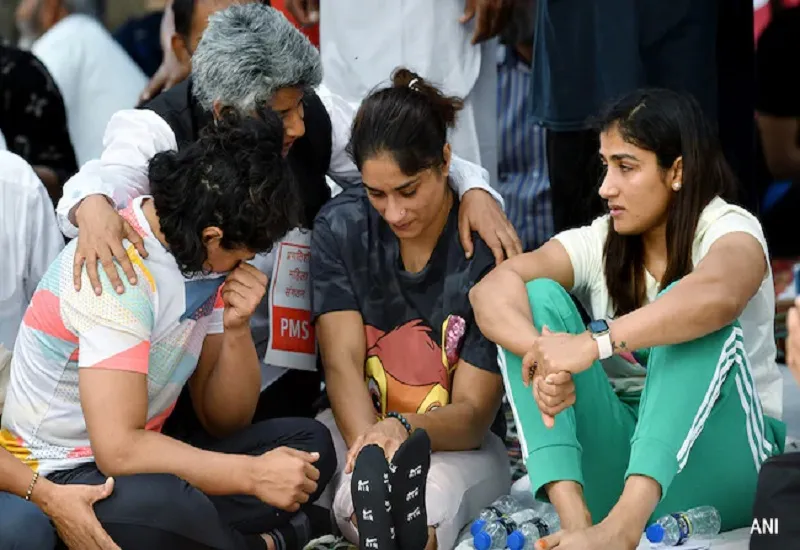 Wrestlers Protest: पहलवान बोले- बृजभूषण के खिलाफ FIR दर्ज करना जीत की ओर पहला कदम, लेकिन विरोध जारी रहेगा 