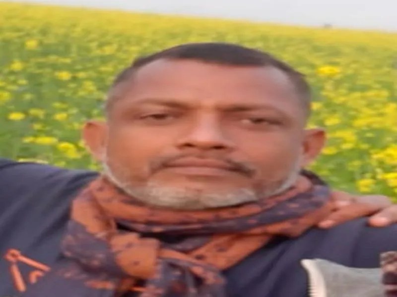 सुलतानपुर : सीमेंटेट शेड में मिला अधेड़ का शव, मचा हड़कंप 