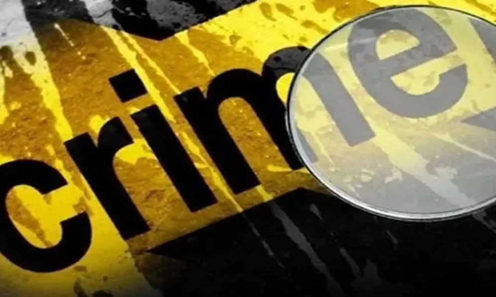 बरेली: चाकू से गोदकर की पत्नी की हत्या, पुलिस के आने तक बैठा रहा शव के पास