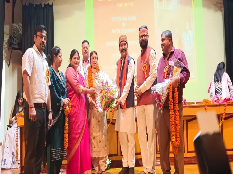 संस्थान के विकास और इलाज में सबकी बराबर भूमिका : प्रो. राजकुमार