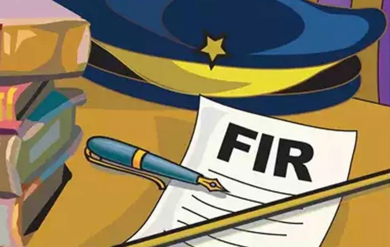 बरेली: भाजपा के जिला मंत्री, एसटीएफ और नारकोटिक्स के तीन कर्मचारियों पर रिपोर्ट