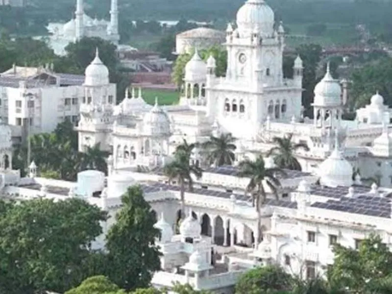 केजीएमयू में आर्थ्रोस्कोपी कोर्स कर सर्जन ने सीखी सर्जरी की बारीकियां