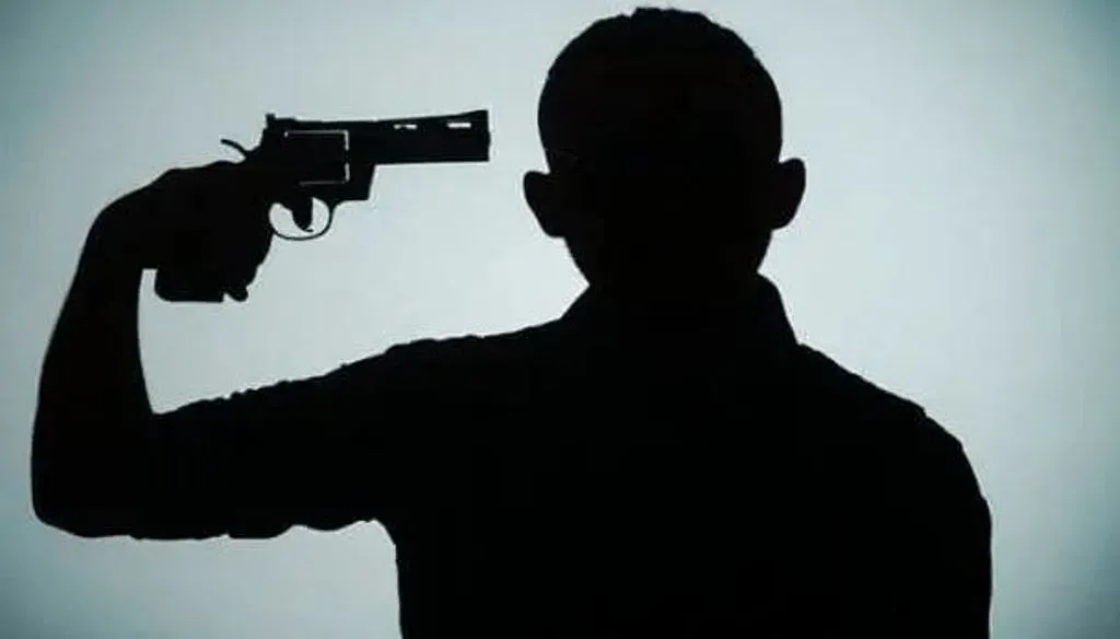 पीलीभीत: बीमारी से तंग आकर बुजुर्ग ने खुद को गोली से उड़ाया, परिवार में मचा कोहराम