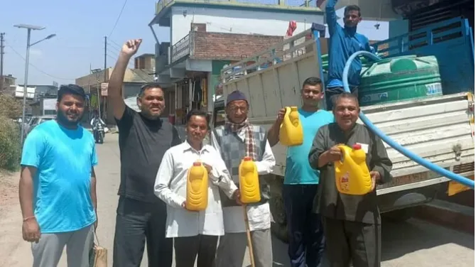 चम्पावत: बाराकोट बाजार में दो दिनों से मंडरा रहा पेयजल संकट 