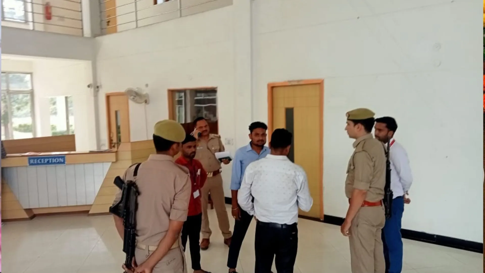 बरेली: कॉलेज के चेयरमैन को छात्र ने मारी गोली, मचा हड़कंप 