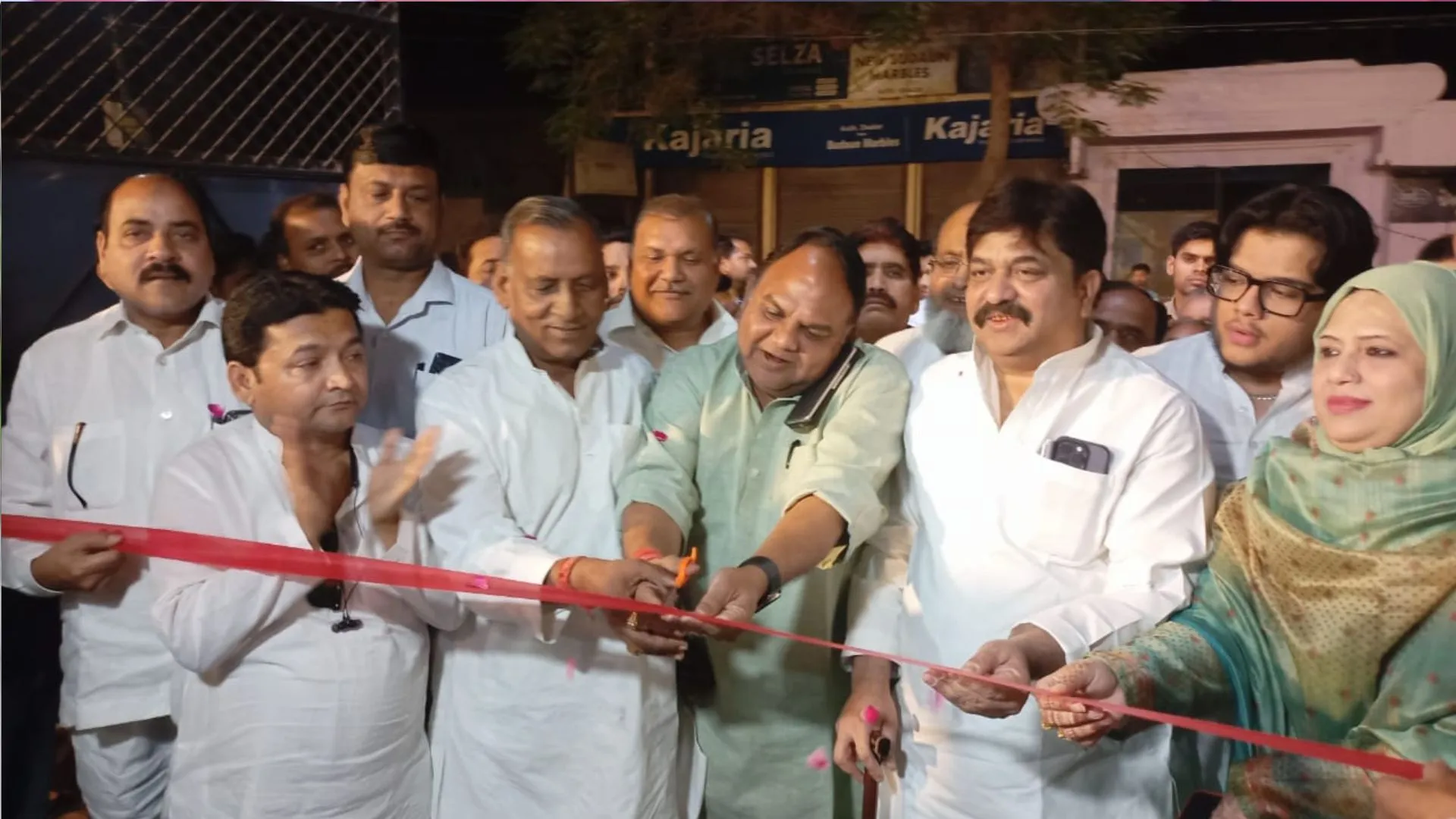 बदायूं: सपा विधायक और पूर्व जिलाध्यक्ष ने किया फात्मा रजा के कार्यालय का उदघाटन