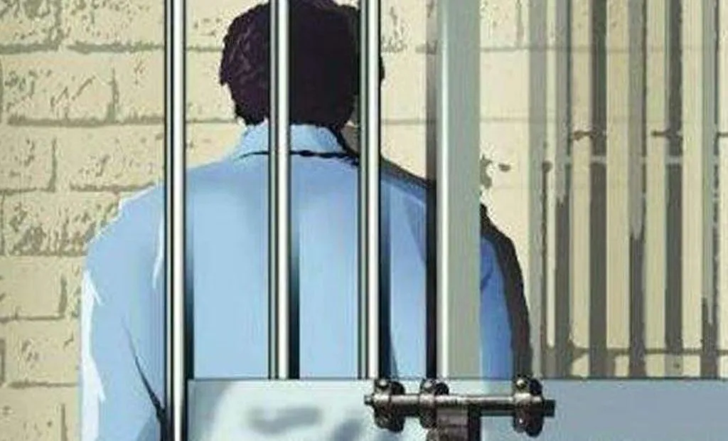 रामपुर: फर्जी दस्तावेज से आरपीएस को मान्यता दिलाने वाले बाबू को जेल