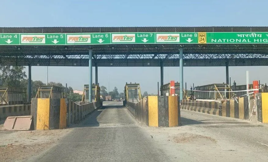 बरेली: फरीदपुर टोल प्लाजा पर मासिक पास और जीवन रक्षक व्यावसायिक वाहनों पर मिलेगी छूट