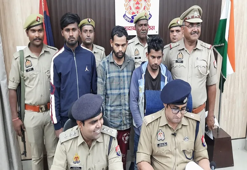 मुरादाबाद : दवा कारोबारी के कलेक्शन एजेंट ने दोस्तों के साथ रची थी लूट की फर्जी कहानी, तीनों आरोपी गिरफ्तार
