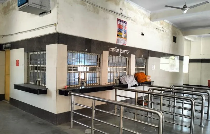 बरेली: सिर्फ शोपीस न बनाइए... सुविधाएं भी दीजिए, प्लेटफार्म नंबर छह की तरफ झांकना भी भूले अफसर