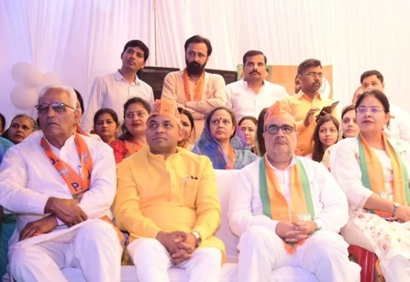 मुरादाबाद : भाजपा प्रदेश अध्यक्ष ने सुनी प्रधानमंत्री के मन की बात