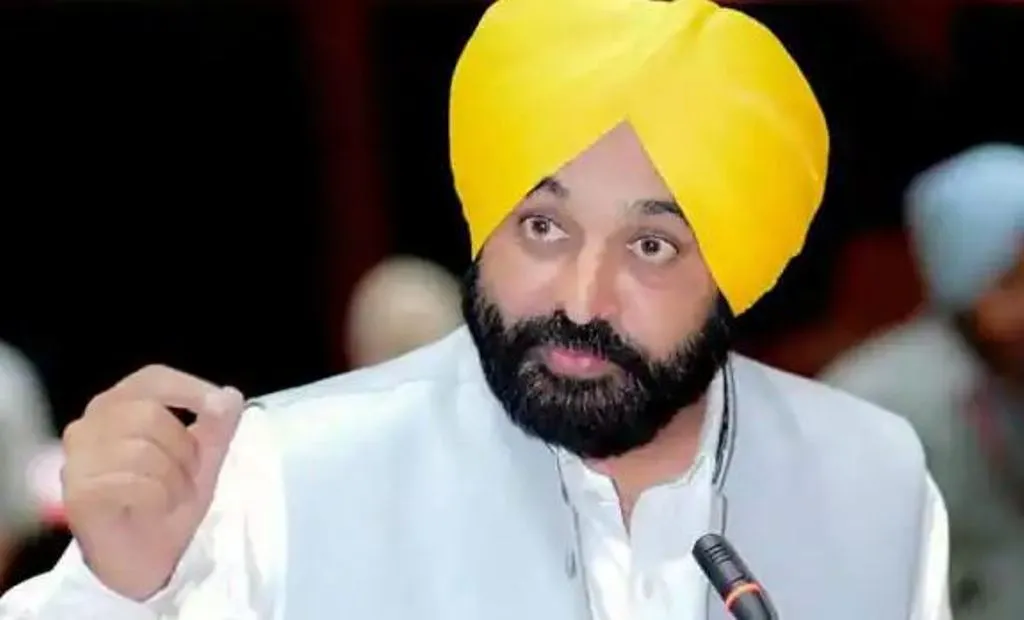 भगवंत मान ने बीजेपी पर साधा निशाना, कहा- पीएम मोदी वादे नहीं करते, जुमले सुनाते हैं 