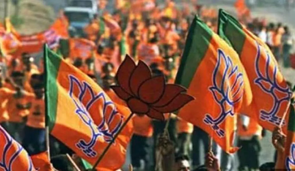 कर्नाटक विधानसभा चुनाव: दागी विरुपक्षप्पा सहित सात बीजेपी विधायकों को नहीं मिला टिकट