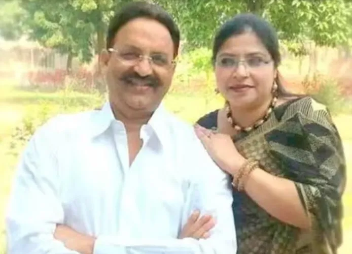 लखनऊ : मुख्तार की पत्नी अफशां के खिलाफ लुक आउट नोटिस जारी