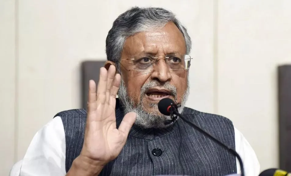 अडाणी मुद्दे पर संसद का समय बर्बाद करने वाला विपक्ष पवार के बयान के बाद मांगे माफी: सुशील मोदी
