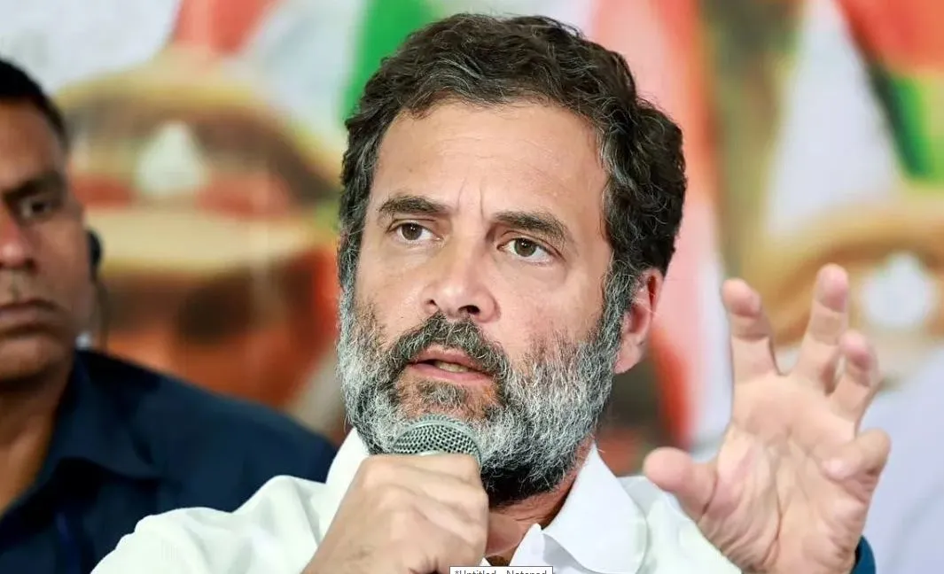‘सूट-बूट की सरकार’ का एकमात्र लक्ष्य ‘मित्रों’ की तिजोरी भरना है: राहुल गांधी