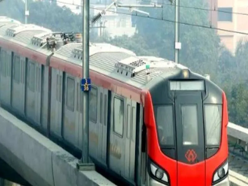 लखनऊ : रात 12:30 बजे तक चलेगी मेट्रो