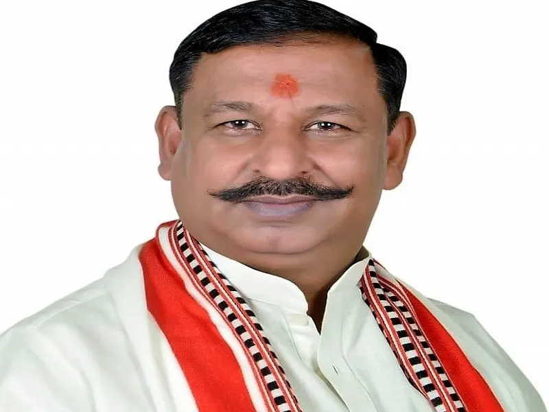 मुरादाबाद : जेल में कैद पूर्व ब्लाक प्रमुख ललित कौशिक के तीन शस्त्र लाइसेंस निरस्त, आठ बैंक खाते भी हुए सीज