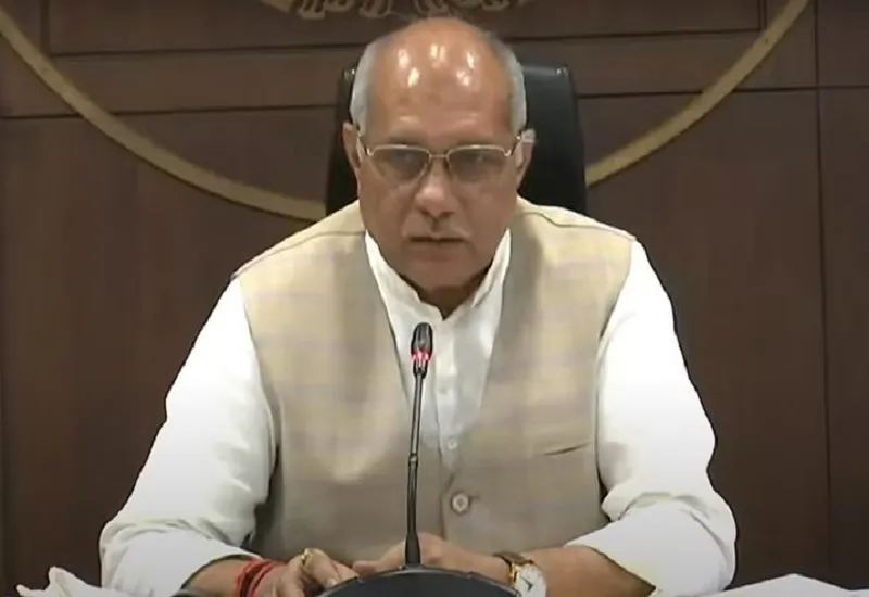 संभल : मंत्री धर्मपाल सिंह का दावा- गंभीर राज खुलने के डर से विपक्ष ने कराई अतीक की हत्या