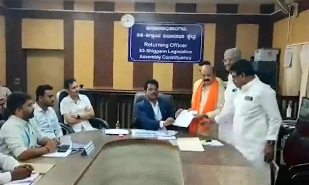 सीएम बोम्मई ने गृह निर्वाचन क्षेत्र शिग्गांव से नामांकन किया दाखिल