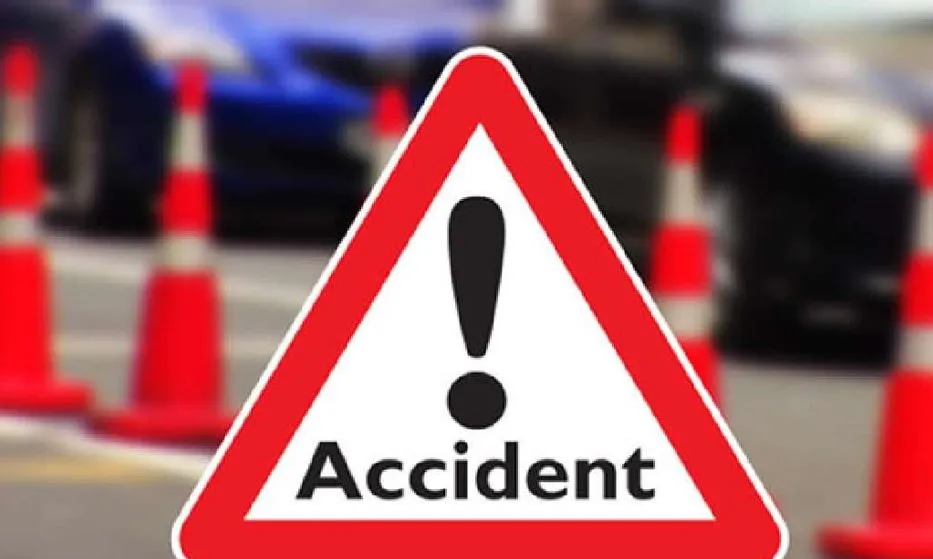 मेरठ: 8 साल के बच्चे पर चढ़ा ट्रैक्टर, मौके पर मौत