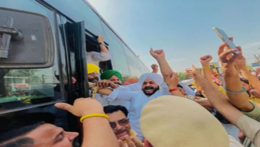 ‘आप’: पंजाब के मंत्रियों और विधायकों को दिल्ली में प्रवेश करने से रोकने का लगाया आरोप