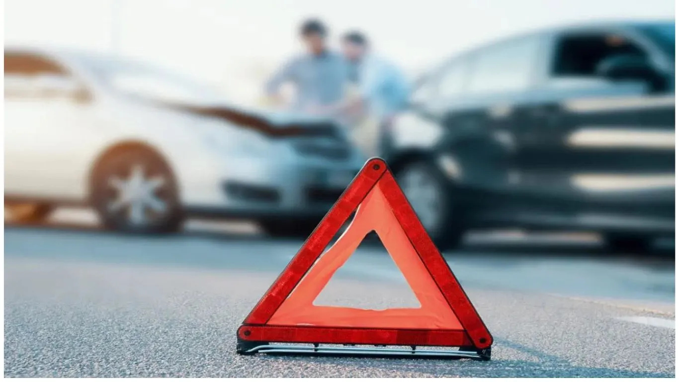 Road Accident: बलरामपुर में कार दुर्घटना में बिंदुखत्ता के एक ही परिवार के छह लोगों की मौत 