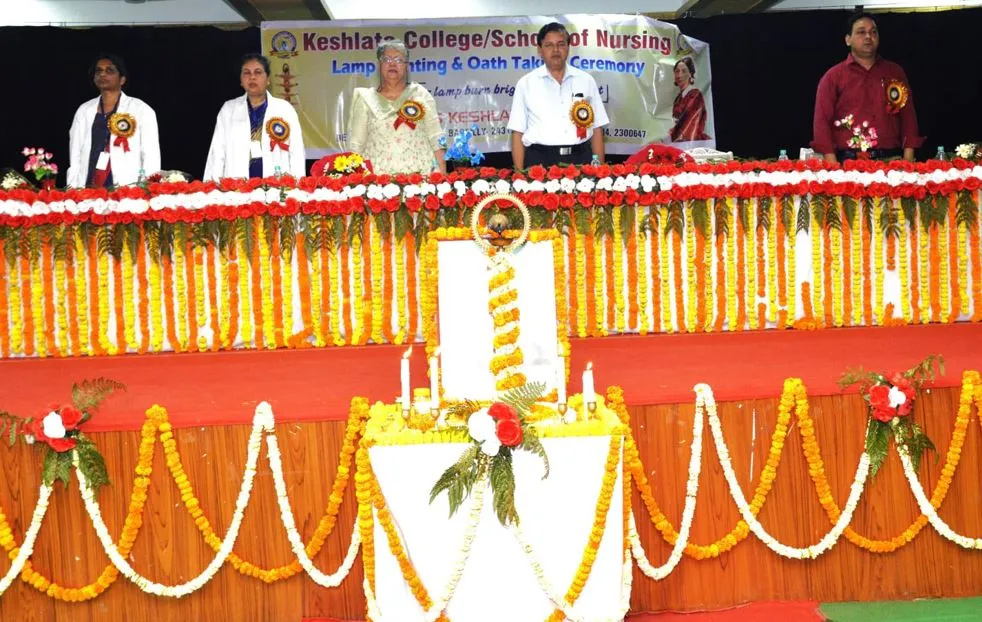 बरेली: नर्सों को सदैव अपने कार्य के प्रति जिम्मेदार रहना चाहिए: डॉ. केशव
