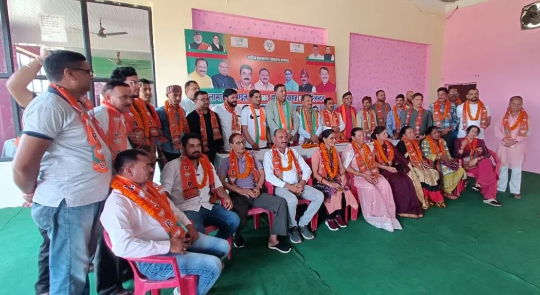 हल्द्वानीः पार्टी का कुनबा बढ़ाने में जुटी BJP, कमलुवागांजा में चलाया सदस्यता अभियान