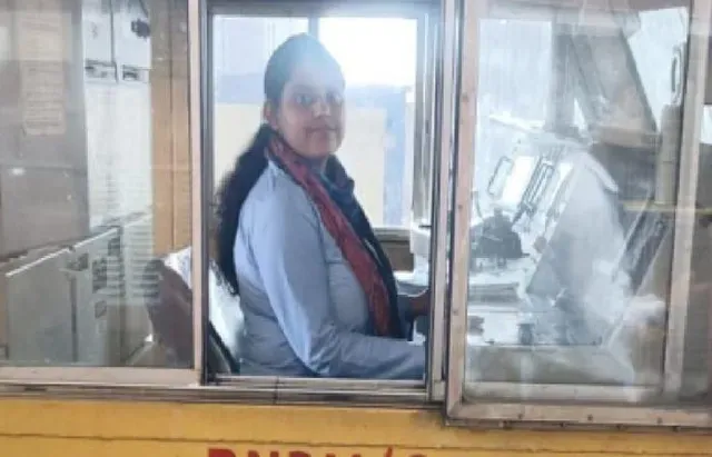 देबोलीना बनीं त्रिपुरा की पहली महिला लोको पायलट 