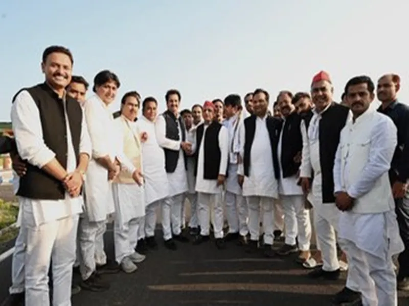 UP Nikay Chunav 2023: सहारनपुर में बोले अखिलेश- बसपा अंदर ही अंदर भाजपा से मिली हुई, सावधान रहें