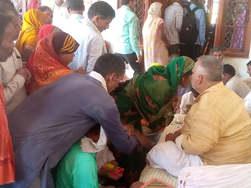 बाराबंकी: बुद्ध पूर्णिमा पर कोटवा धाम में उमड़ा भक्तों का सैलाब