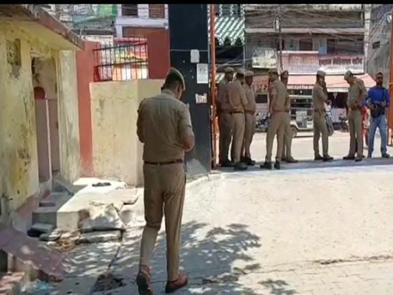 प्रयागराज: अतीक-अशरफ हत्याकांड की जांच करने काल्विन अस्पताल पंहुची एसआईटी टीम