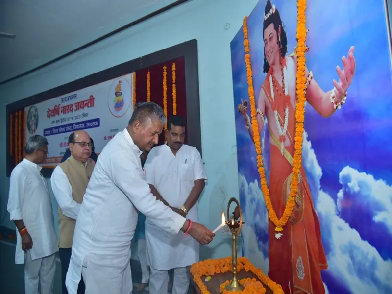 पत्रकार को संस्कृति एवं मूल्यों के प्रति आस्थावान होना चाहिए: मनोजकांत  