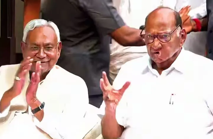 CM नीतीश कुमार और शरद पवार ने की विपक्षी एकता मजबूत करने पर चर्चा