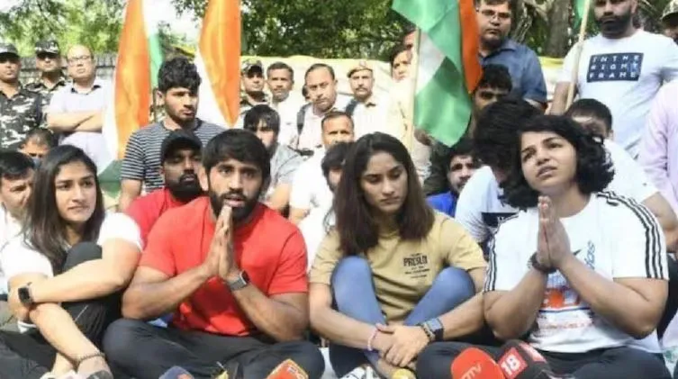 SGPC ने दिल्ली धरने पर बैठे ओलंपियन पहलवानों का किया समर्थन