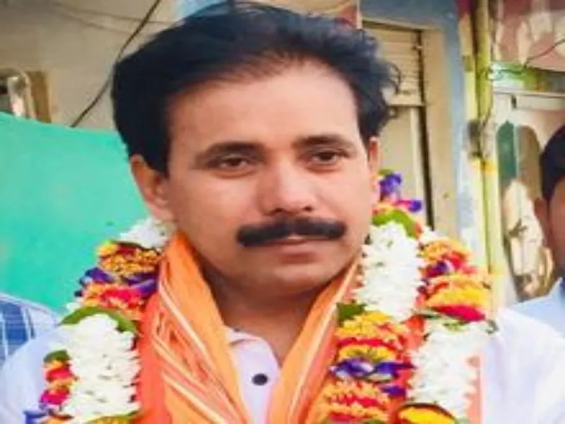बलिया पहुंचे मंत्री अनिल राजभर, कहा - स्वामी प्रसाद को आगे कर अखिलेश यादव बांट रहे समाज 